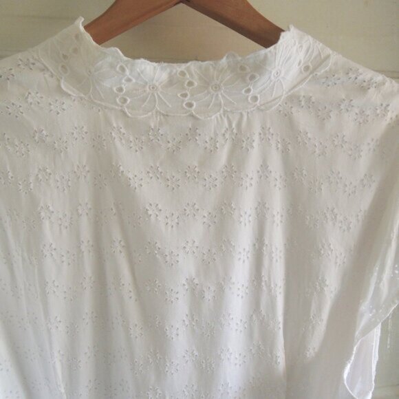 Vintage Torrid White Eyelet Cottagecore Lined Dress 14 - Picture 6 of 13